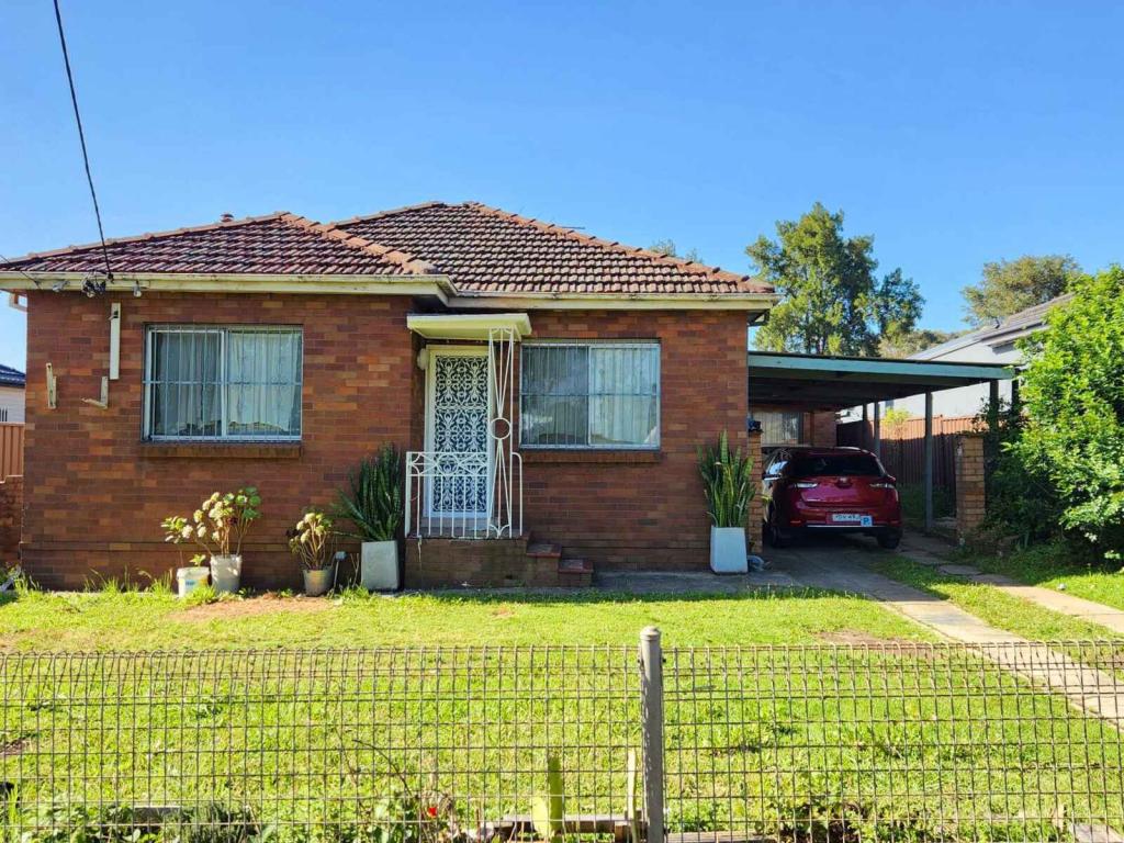 185 River Ave, Fairfield East, NSW 2165