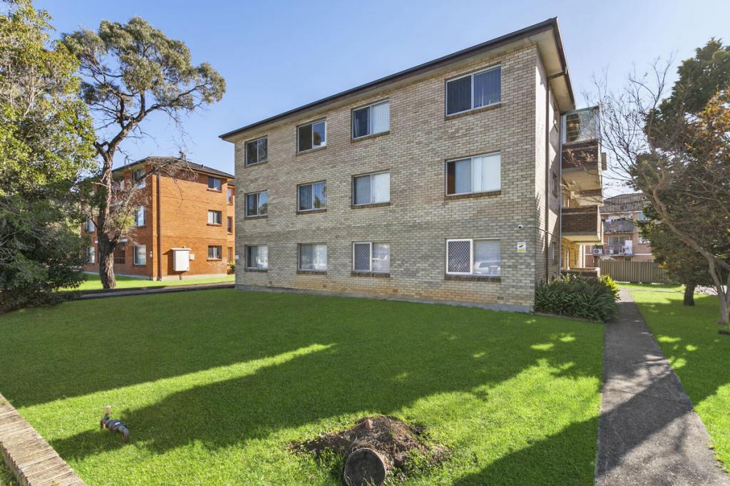 8/57 St Ann St, Merrylands, NSW 2160