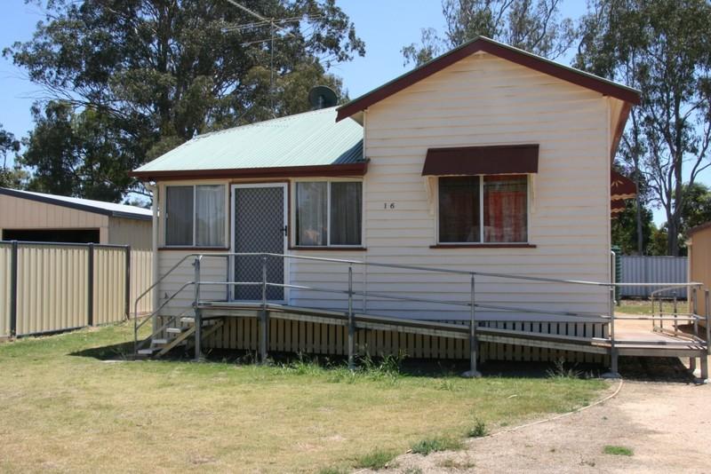 16 Martin Pl, Kingaroy, QLD 4610
