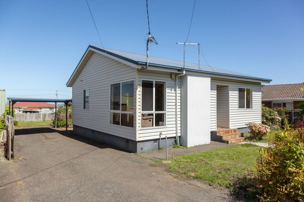 18 Cook Cres, Mayfield, TAS 7248