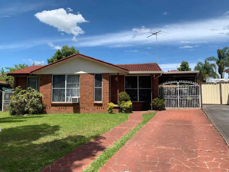 8 Cowper Pl, Wetherill Park, NSW 2164