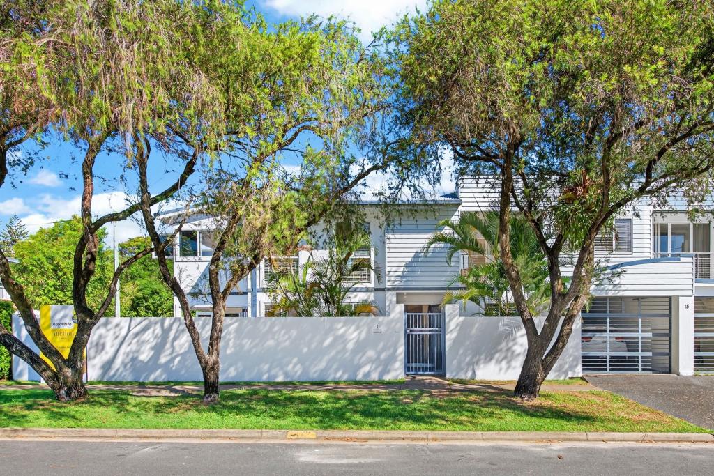 1/18 Twelfth Ave, Palm Beach, QLD 4221