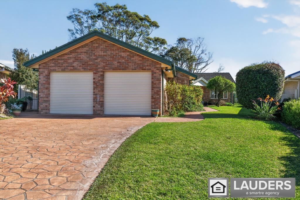 25 Mistral Pl, Old Bar, NSW 2430