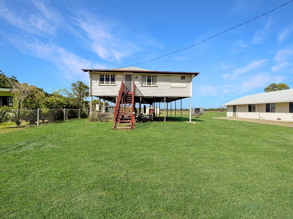 126 Broad St, Sarina, QLD 4737