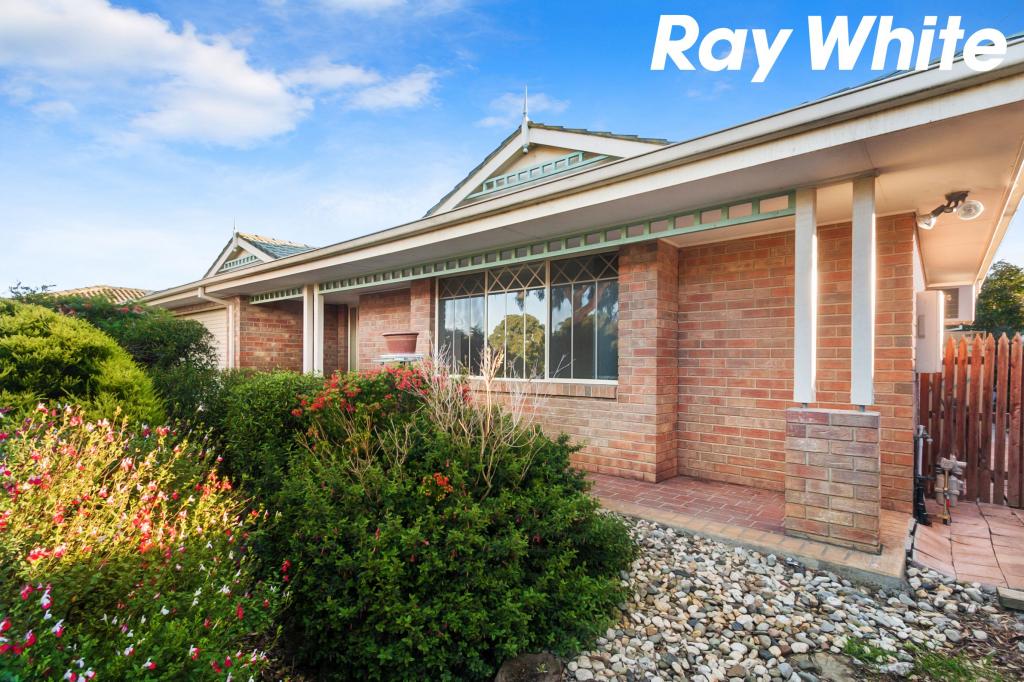 43 Thomas Pl, Pakenham, VIC 3810