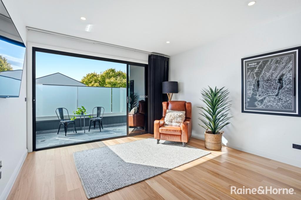 90a Oxford St, Newport, VIC 3015