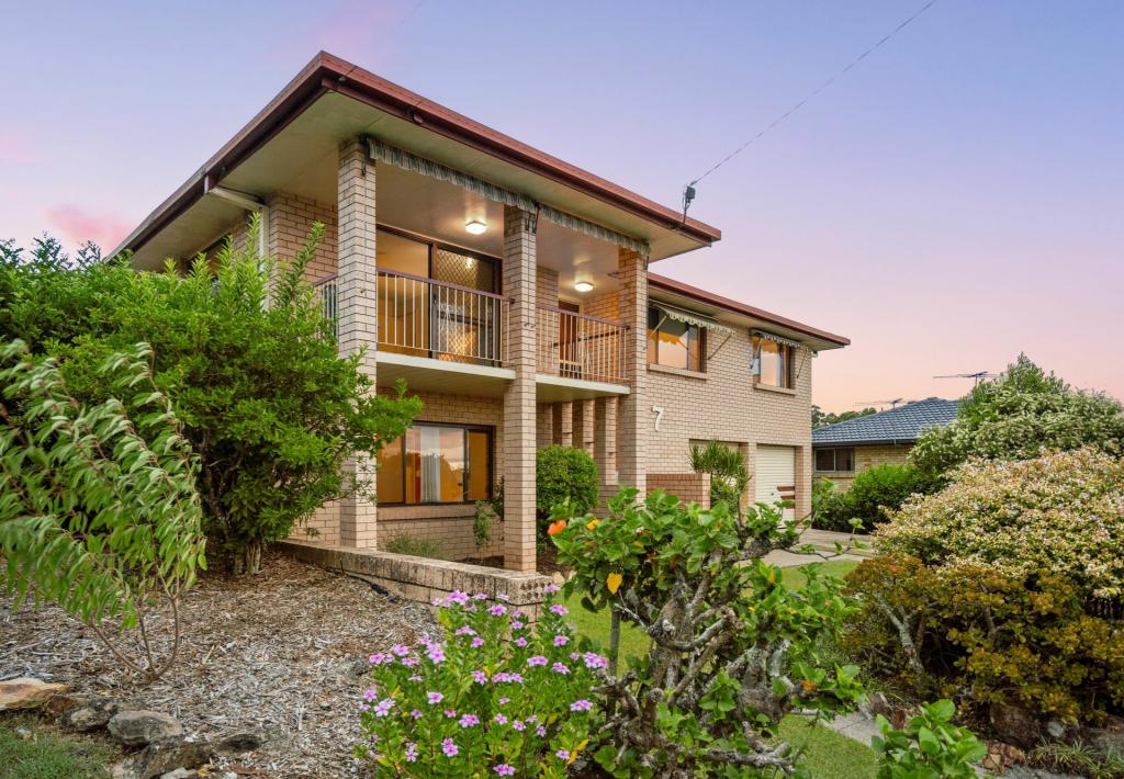 7 Hilarie Ave, Springwood, QLD 4127