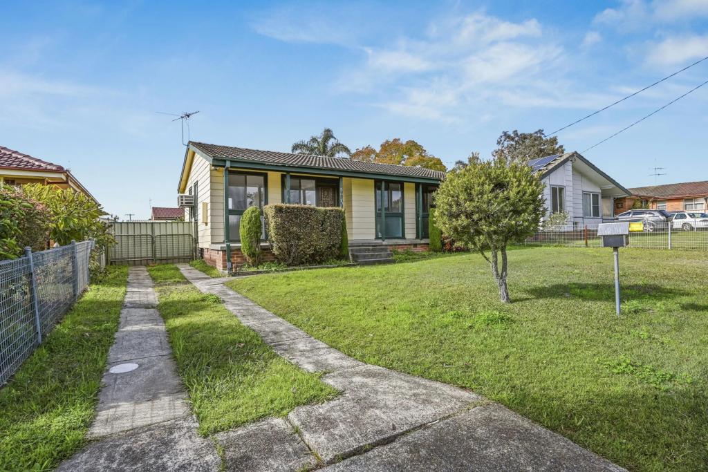 11 Duckenfield Ave, Woodberry, NSW 2322
