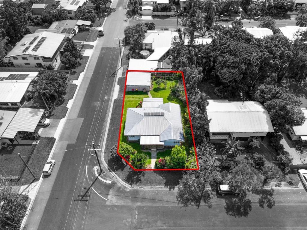 14 Egan St, Manunda, QLD 4870