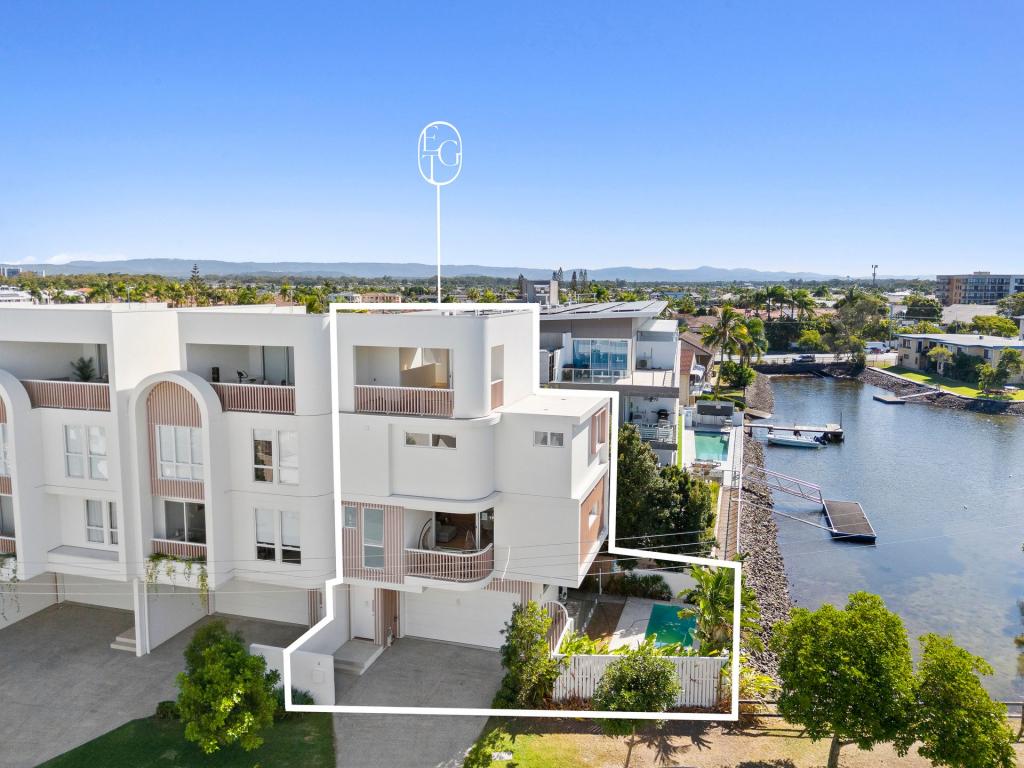 4/31 Madang Cres, Runaway Bay, QLD 4216