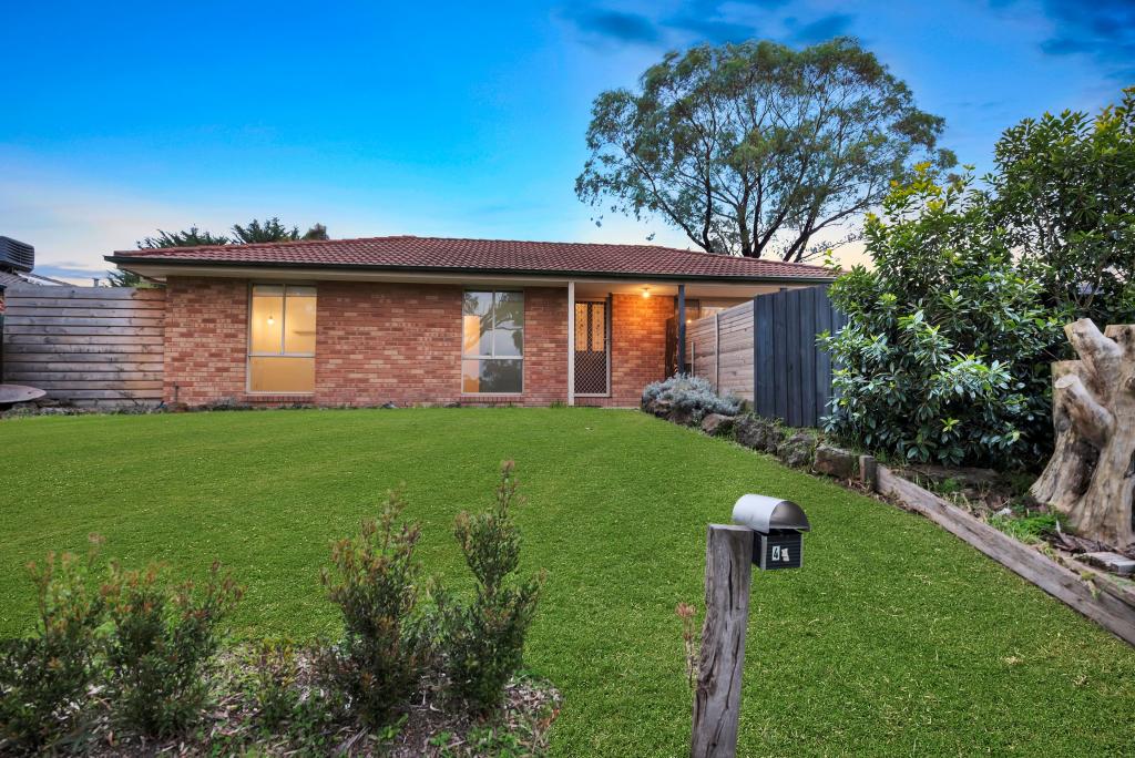 44 Duncan Dr, Pakenham, VIC 3810