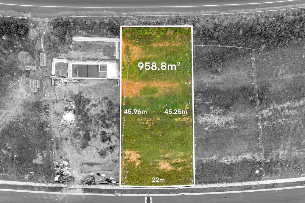 69 Subzero Cres, Menangle Park, NSW 2563