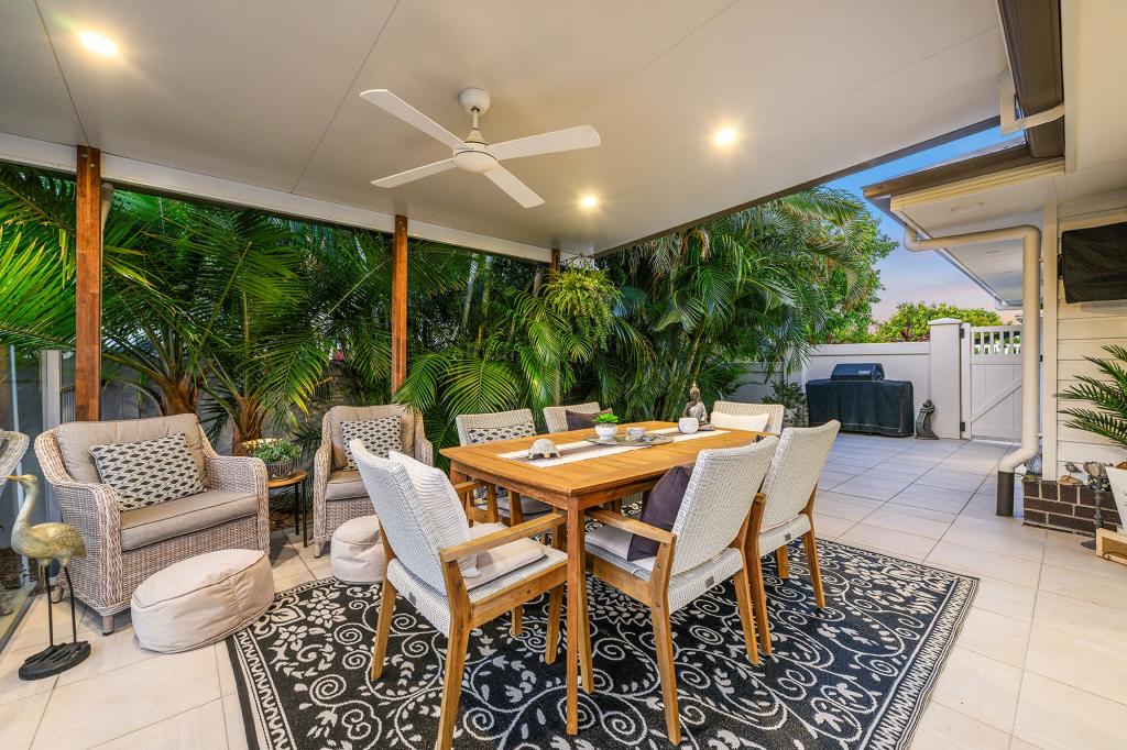 3 Rhodium Cres, Hope Island, QLD 4212