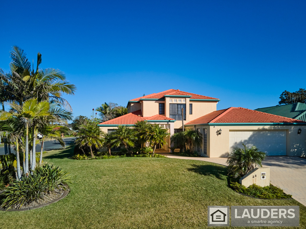 35 Pryor Cres, Old Bar, NSW 2430