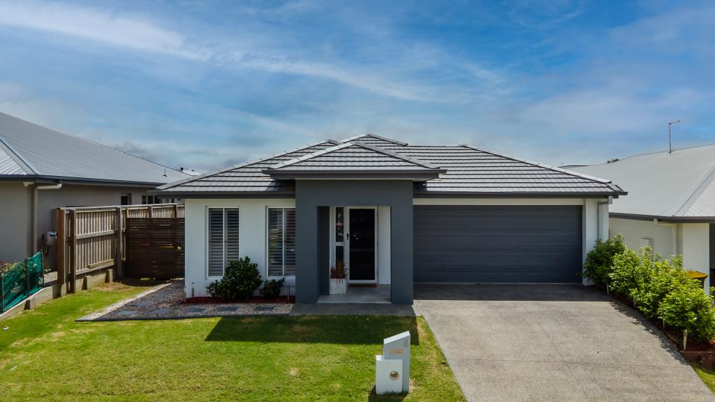 4 Brook Cres, Burpengary East, QLD 4505