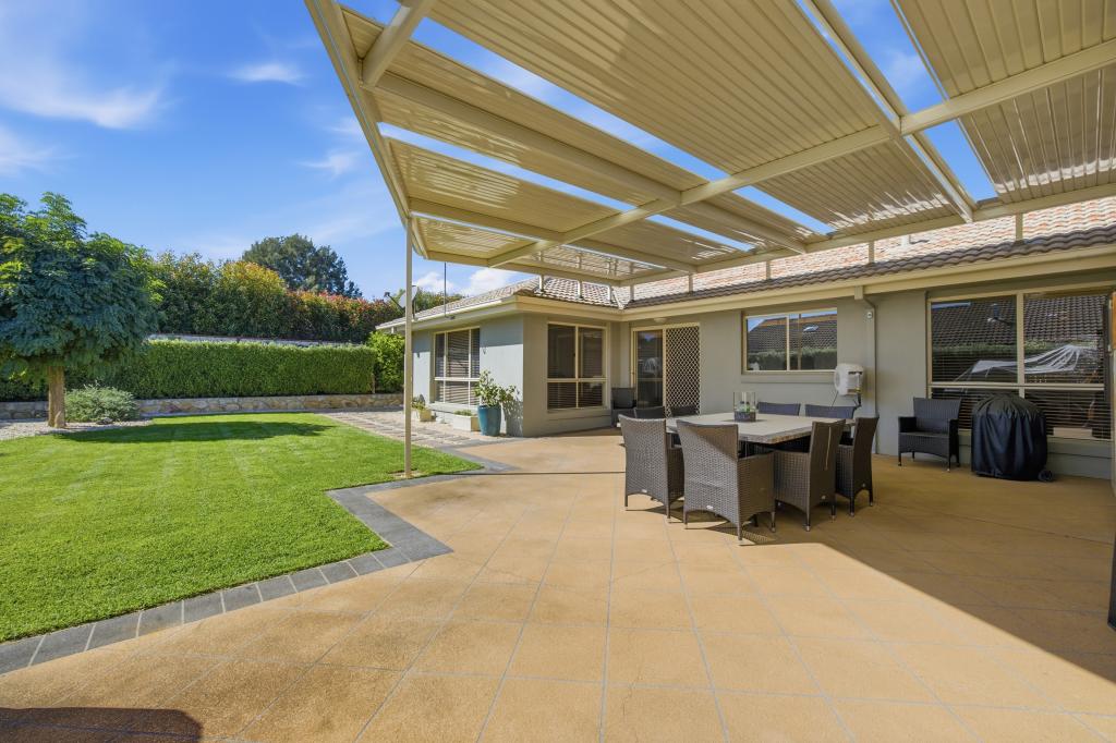 10 Parkview Cres, Jerrabomberra, NSW 2619