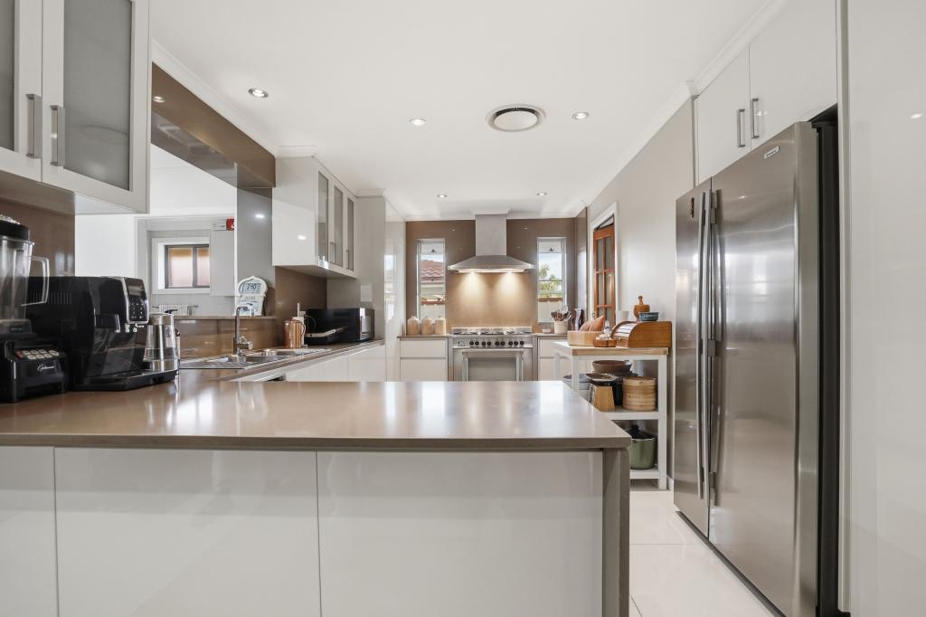 14 Matheson Gr, Hassall Grove, NSW 2761