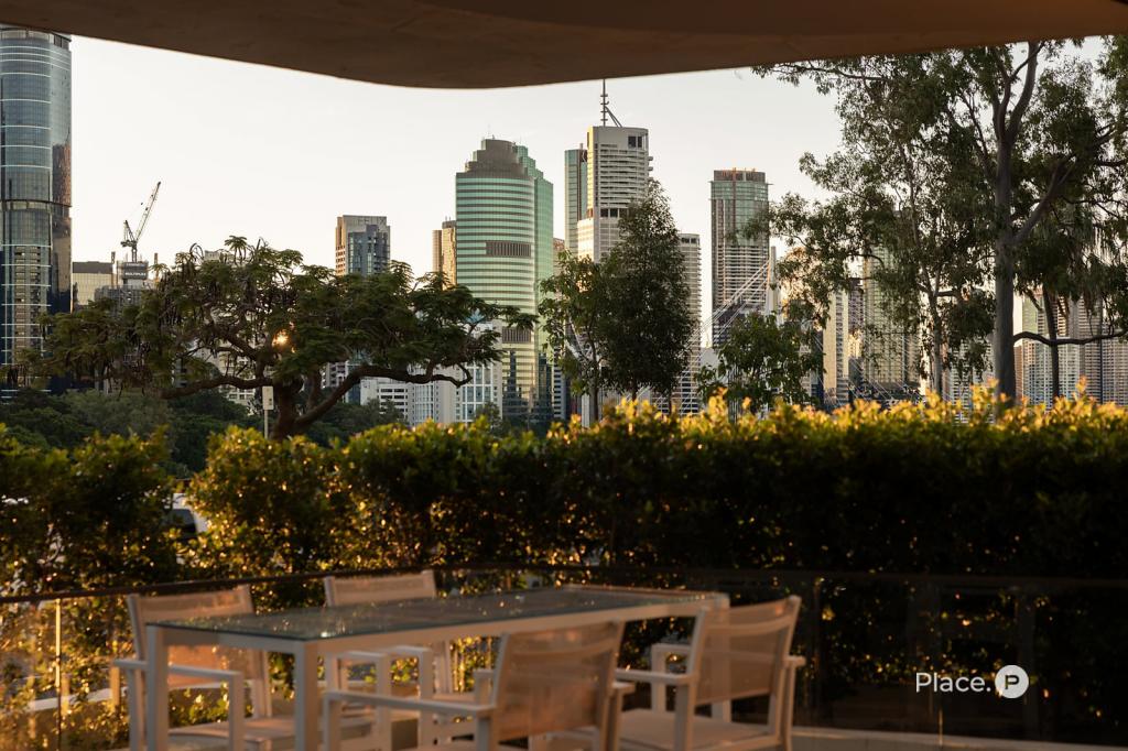 1/128 River Tce, Kangaroo Point, QLD 4169