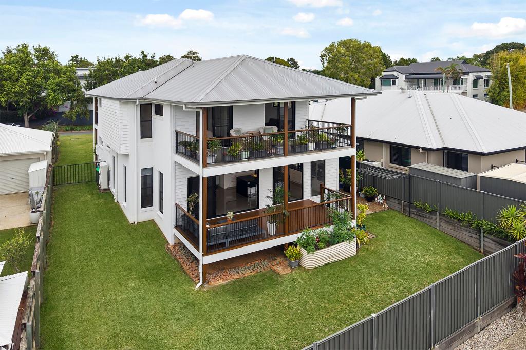 4 Sovereign Pl, Bridgeman Downs, QLD 4035