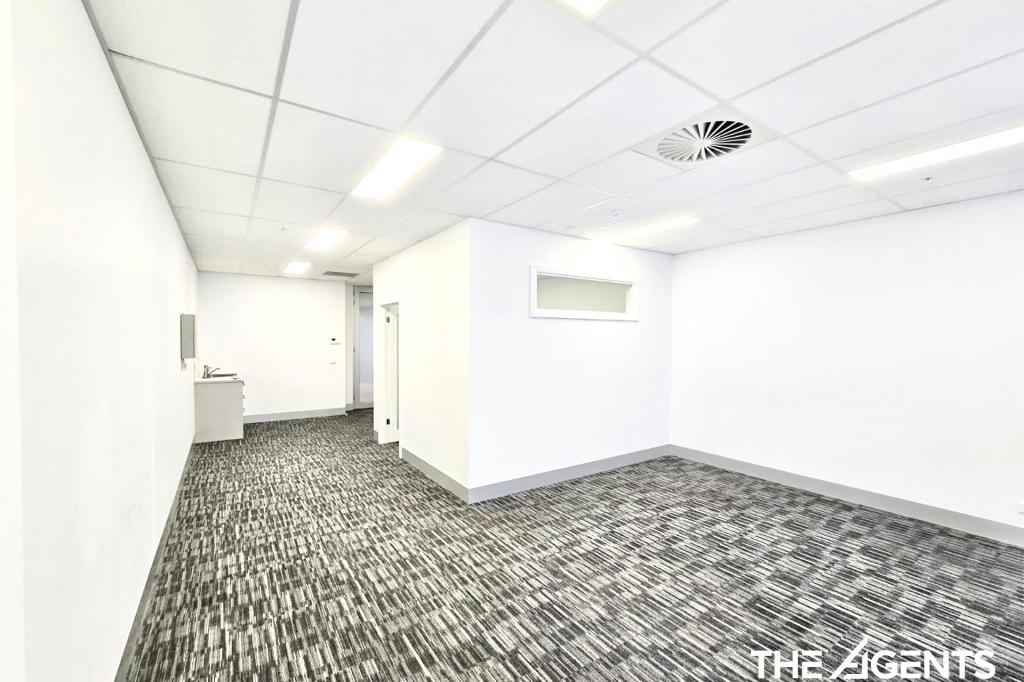 305/111 OVERTON RD, WILLIAMS LANDING, VIC 3027