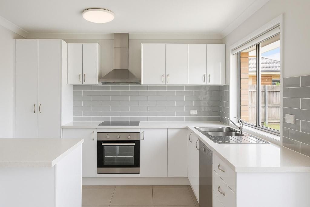 5 Whiteley Ch, Parkwood, QLD 4214