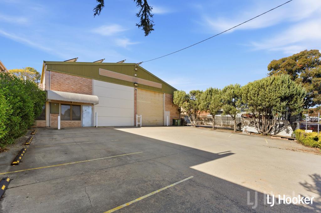 5 Paterson Pde, Queanbeyan West, NSW 2620