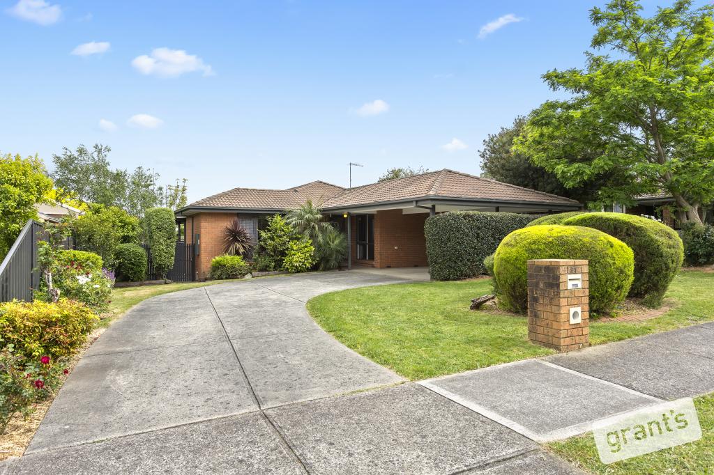 61 Avebury Dr, Berwick, VIC 3806