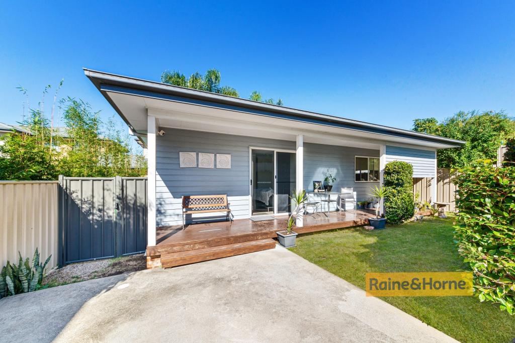 2B PALM ST, ETTALONG BEACH, NSW 2257