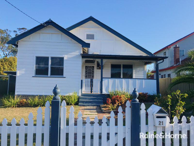 21 Duke St, Point Frederick, NSW 2250