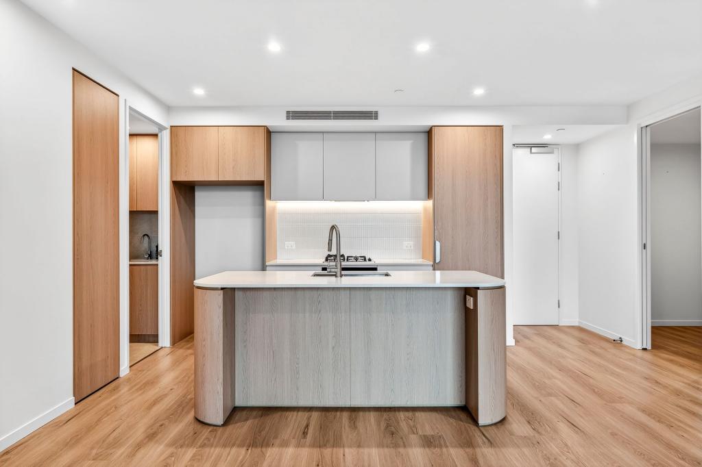 303/146 Surf Pde, Broadbeach, QLD 4218