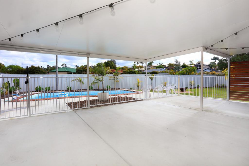 1 Jade Stone Ct, Carrara, QLD 4211