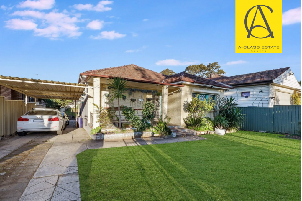 12 ORCHARD RD, FAIRFIELD, NSW 2165