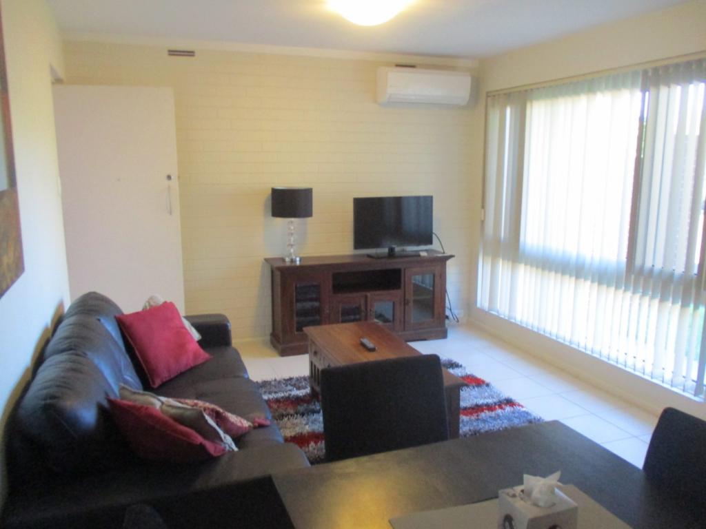 1/84 Macleod Rd, Applecross, WA 6153