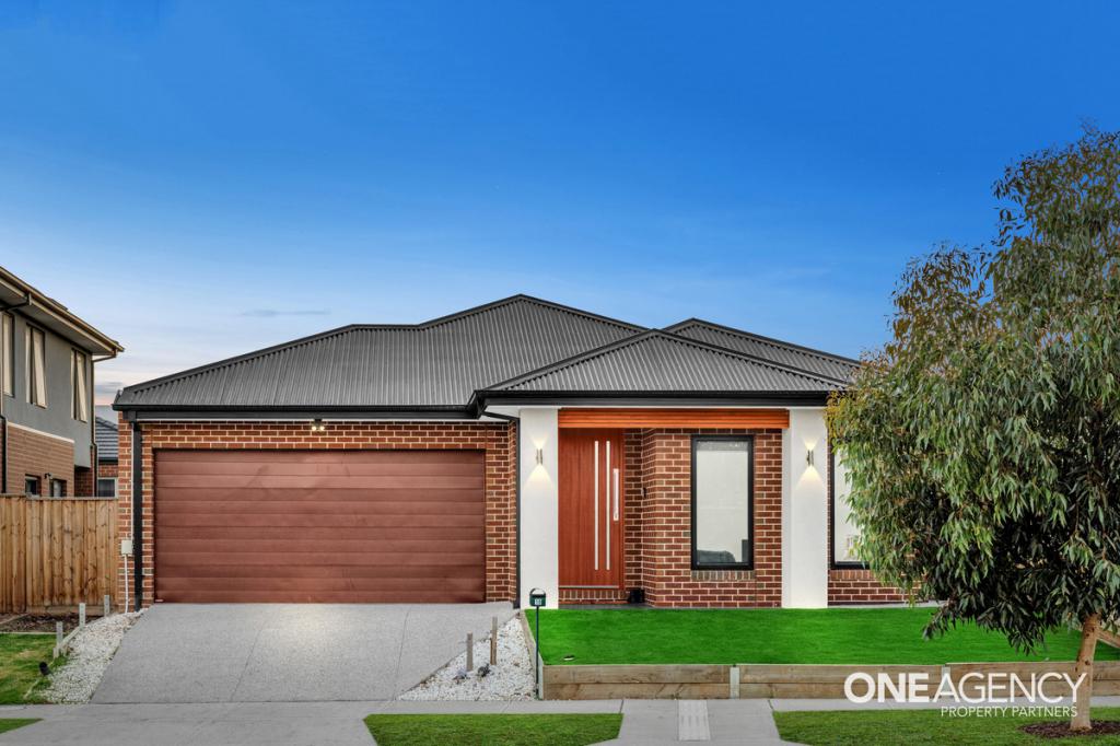 10 HATFIELD ST, WERRIBEE, VIC 3030