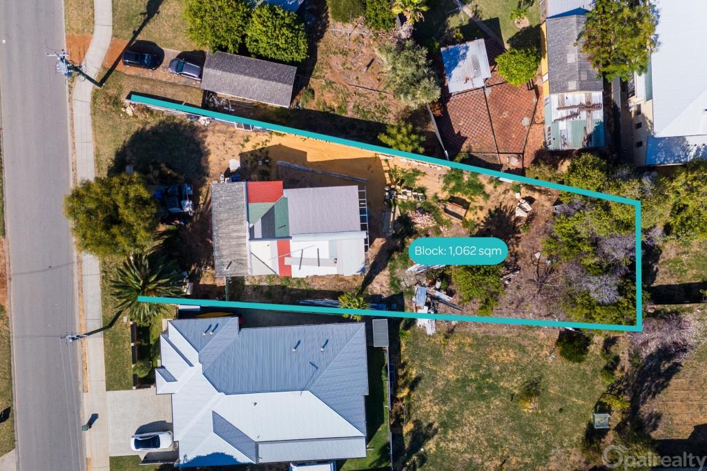 17 ELIZABETH ST, MANDURAH, WA 6210