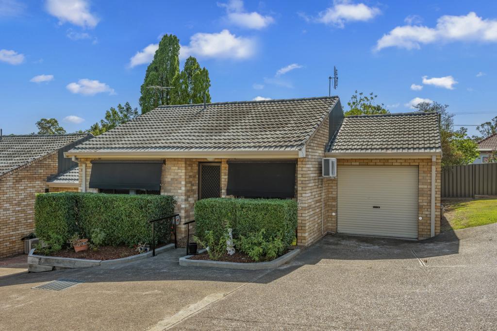 2/1 Kerrie Cl, Telarah, NSW 2320