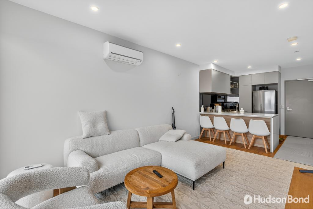 602/9 Red Hill Tce, Doncaster East, VIC 3109