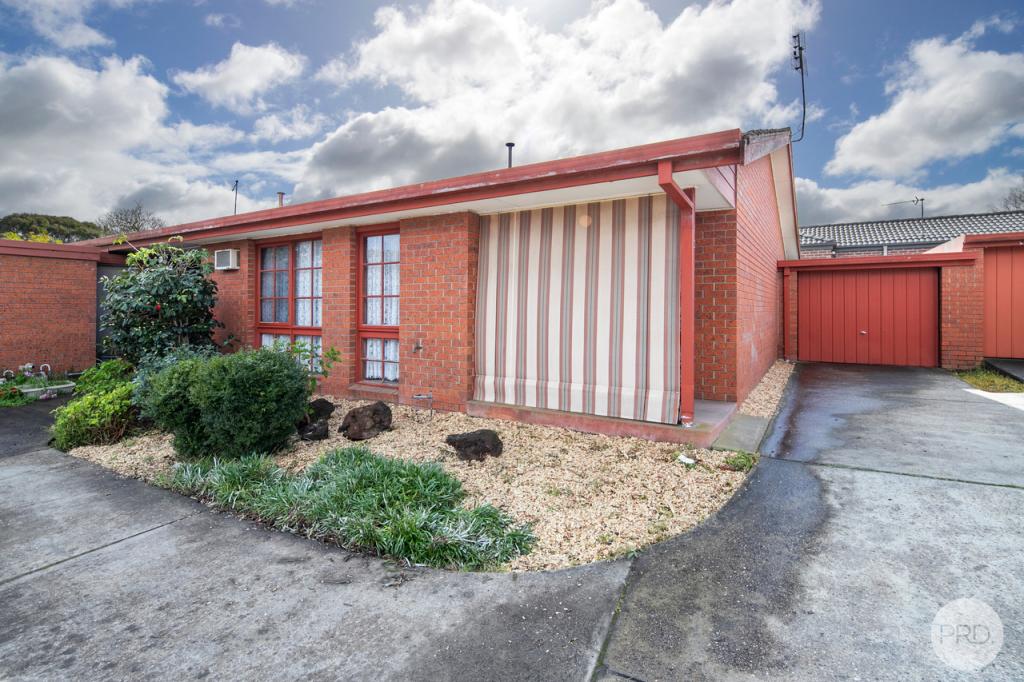 2/75 Gillies St S, Alfredton, VIC 3350