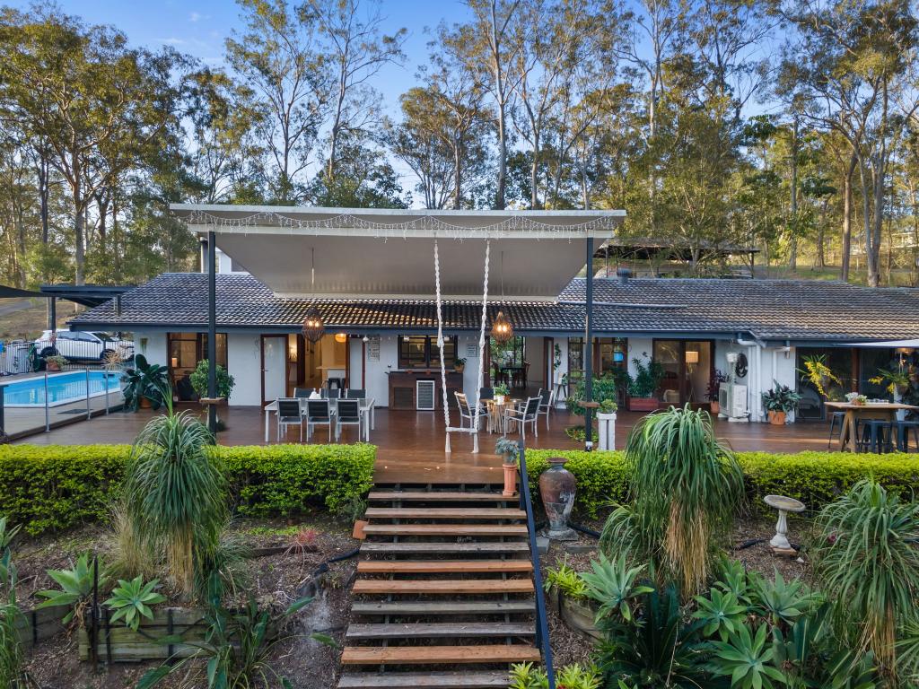 20 Greentrees Ave, Kenmore Hills, QLD 4069