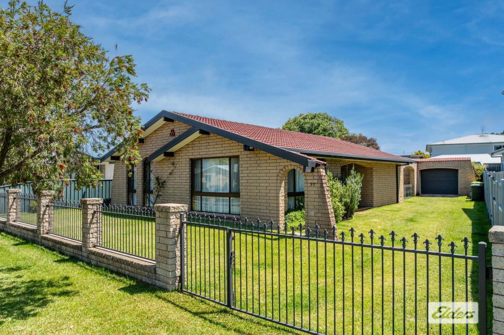 57 Ainslie Pde, Tomakin, NSW 2537
