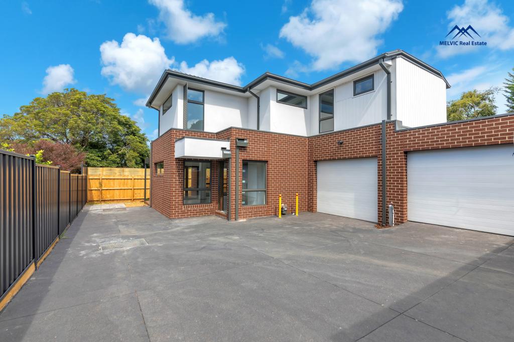 2/14 Hotham St, Cranbourne, VIC 3977