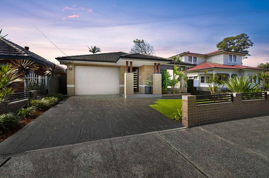 18 WALSH AVE, CROYDON PARK, NSW 2133