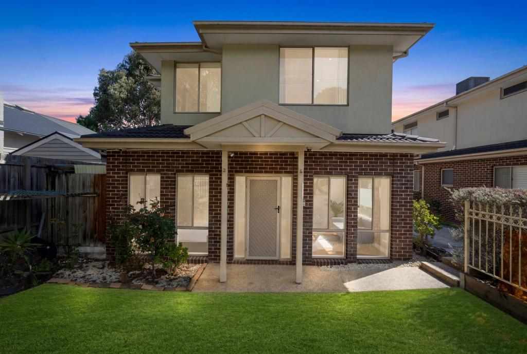 2/4 Downing St, Blackburn, VIC 3130