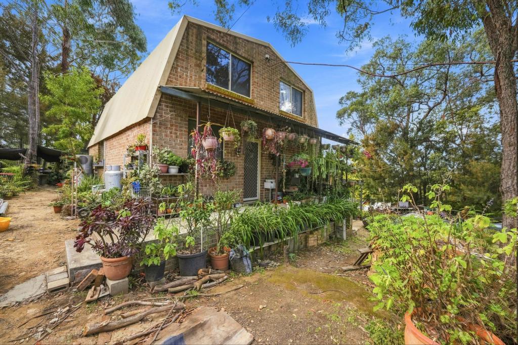 16-18 WALLAROO RD, BUXTON, NSW 2571