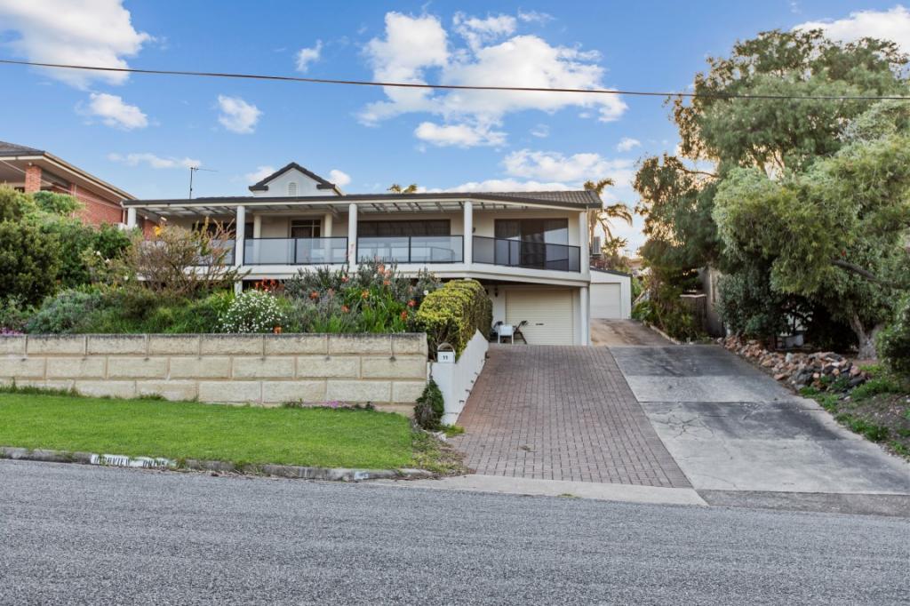 11 HIGHVIEW DR, PORT LINCOLN, SA 5606