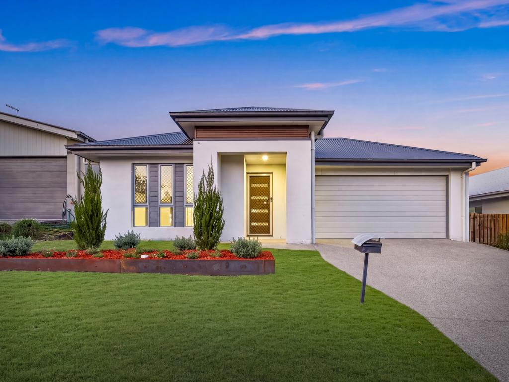 37 Prairie Ave, Maudsland, QLD 4210