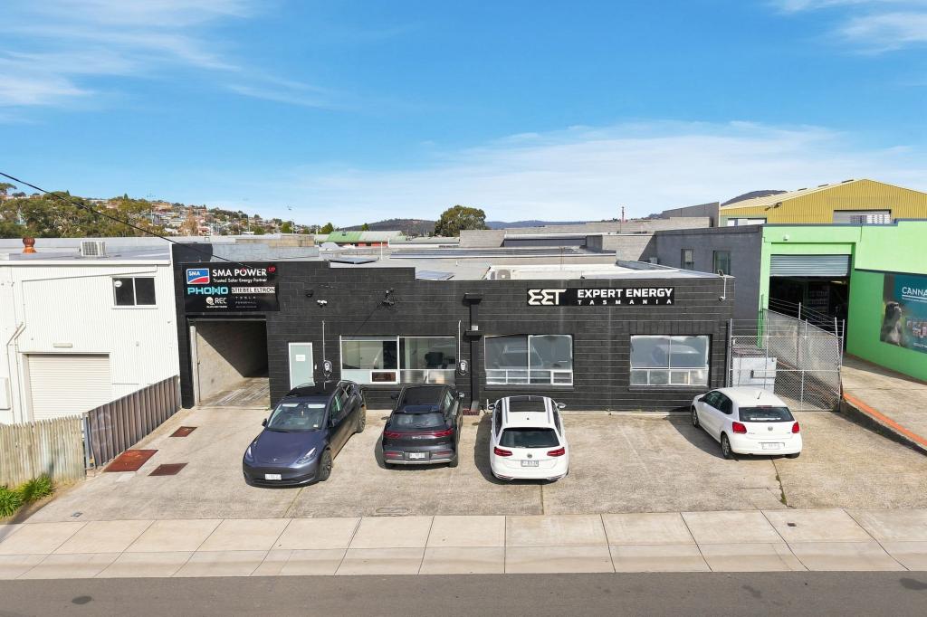1/99 Lampton Ave, Derwent Park, TAS 7009
