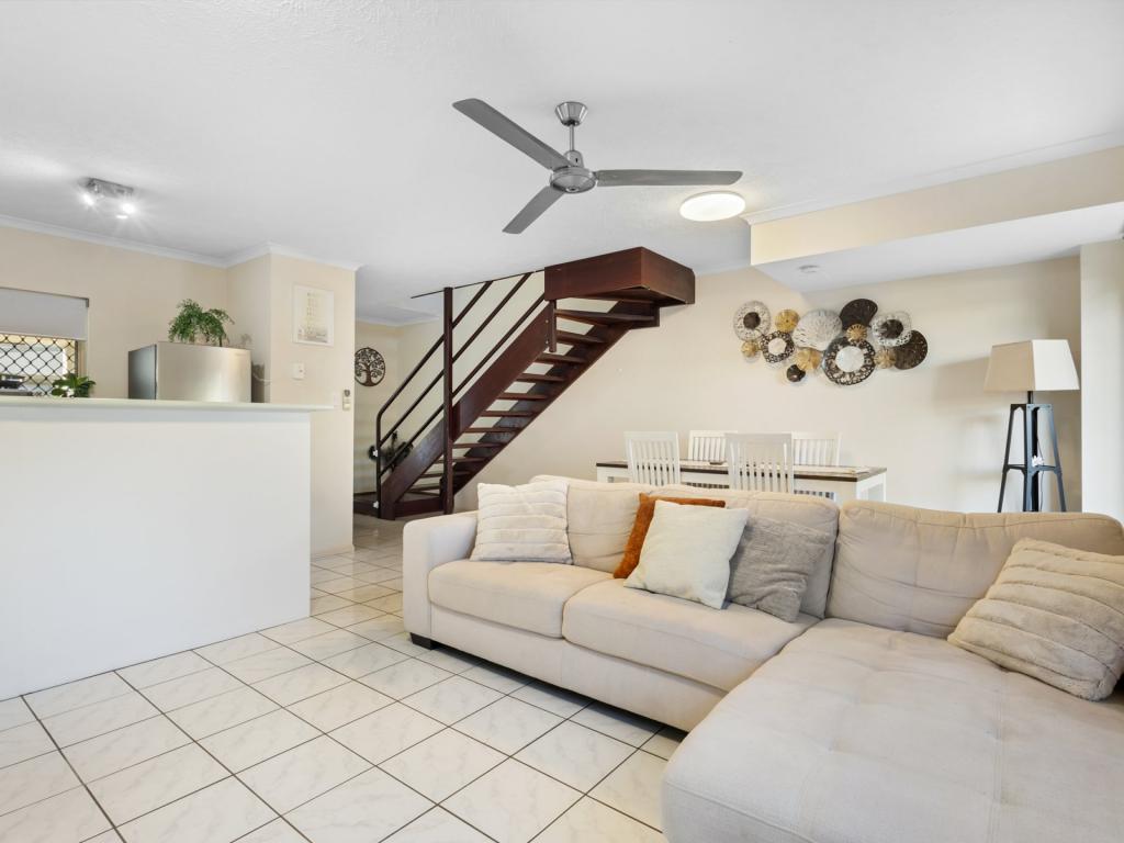 9/5 CHARLOTTE CL, WOREE, QLD 4868