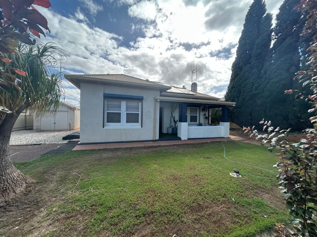 5 Jeffries St, Whyalla Playford, SA 5600