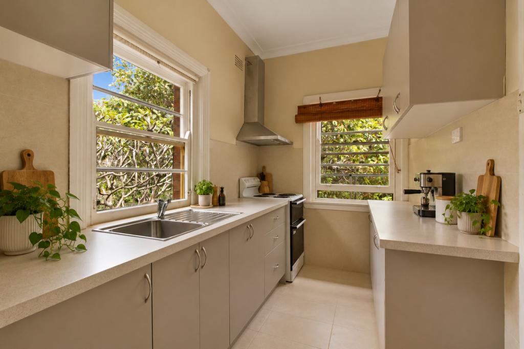 1/12 WILSON ST, WOLLONGONG, NSW 2500